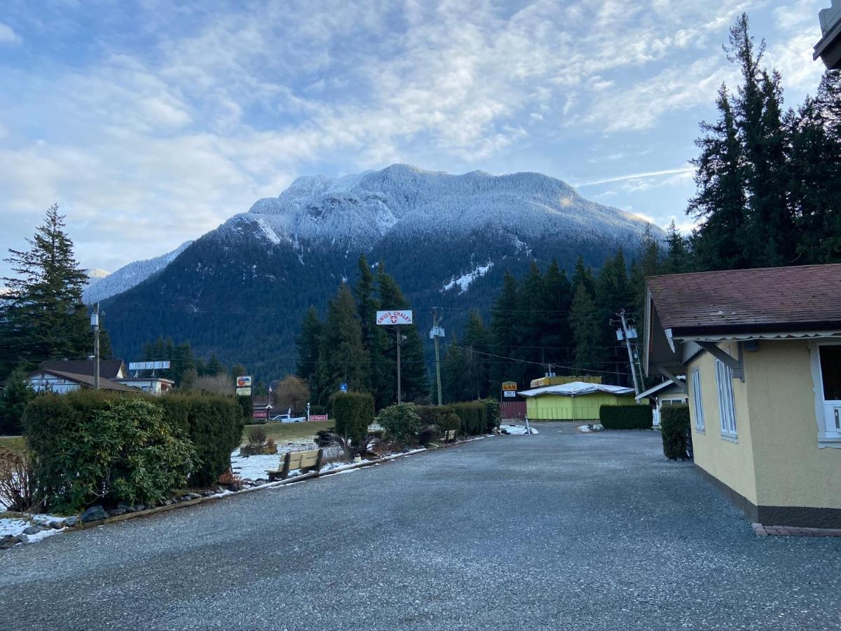 Swiss Chalets Motel Hope Exteriér fotografie
